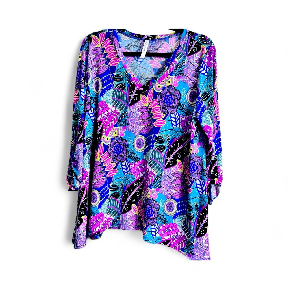 Dear Scarlett Vibrant Floral Women's Top Large